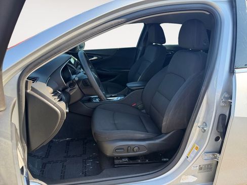 Used 2019 Chevrolet Malibu LT FWD image 6