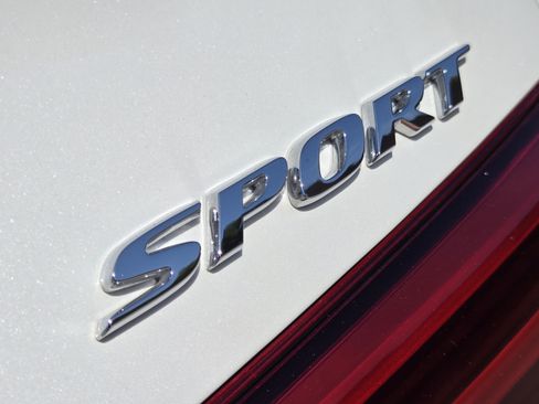 Certified 2024 Honda Civic Sport image 12