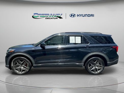 Used 2025 Ford Explorer ST-Line w/ ST-Line Street Pack AWD/4WD image 5