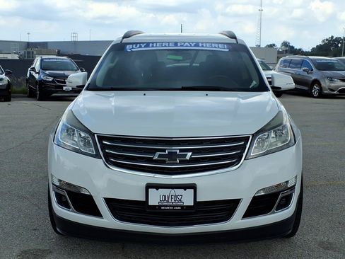 Used 2017 Chevrolet Traverse LT w/ Style and Technology Package FWD image 33
