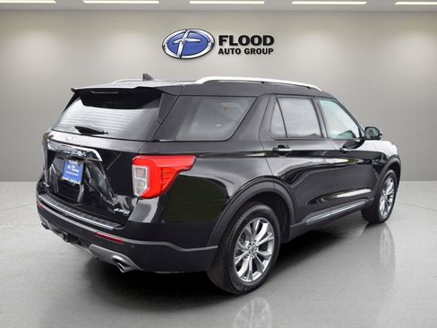 Certified 2022 Ford Explorer Limited w/ Equipment Group 301A image 4