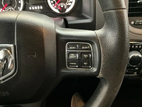 Used 2019 RAM 1500 Express AWD/4WD image 18