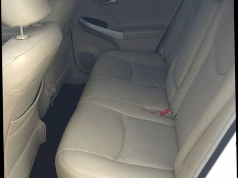 Used 2013 Toyota Prius Three image 5