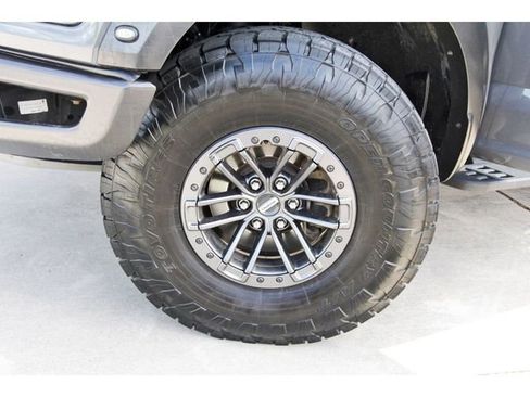 Used 2020 Ford F150 Raptor w/ Equipment Group 802A Luxury image 29