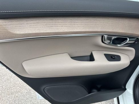 New 2026 Volvo XC90 B6 Plus w/ Protection Package Premier AWD/4WD image 11