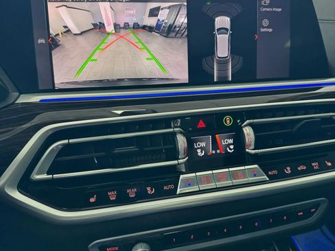 Used 2021 BMW X5 xDrive40i w/ Convenience Package image 35