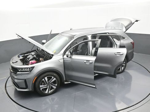 Used 2022 Kia Sorento EX w/ Panoramic Sunroof Package image 73