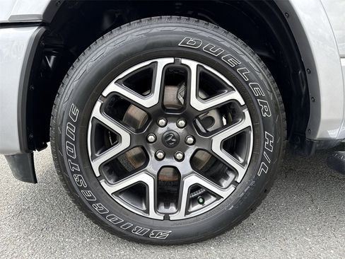 Used 2025 RAM 1500 Laramie w/ Sport Appearance Package image 34