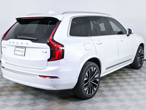 Used 2026 Volvo XC90 T8 Ultra w/ Protection Package Premier AWD/4WD image 29