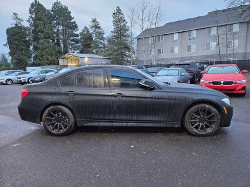 Used 2017 BMW 328d xDrive 328d xDrive image 2