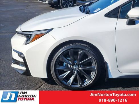 Used 2025 Toyota Corolla XSE FWD image 8