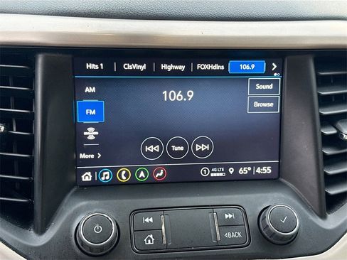 Used 2023 GMC Acadia Denali image 14