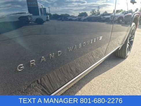 New 2026 Jeep Grand Wagoneer Summit AWD/4WD image 7