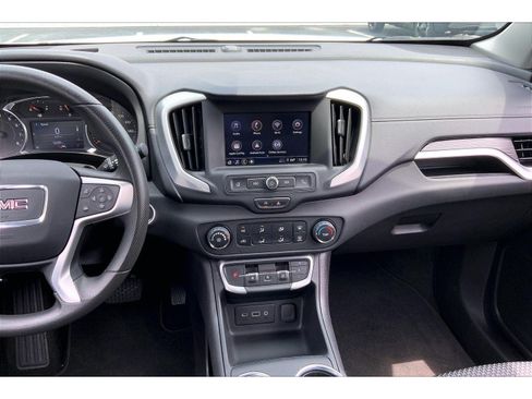 Used 2024 GMC Terrain SLE AWD/4WD image 6