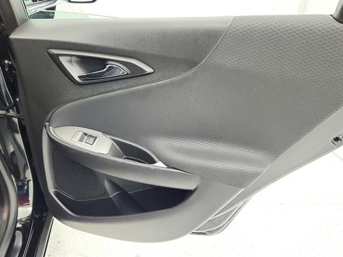 Used 2025 Chevrolet Malibu LT image 26