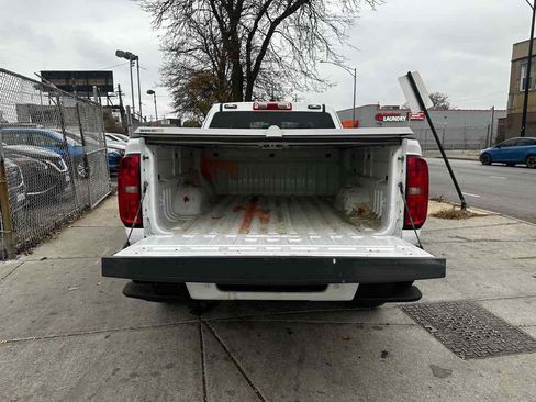 Used 2021 Chevrolet Colorado LT w/ Fleet Safety Package image 14