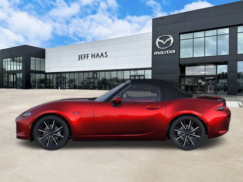 New 2025 MAZDA MX-5 Miata Grand Touring image 3