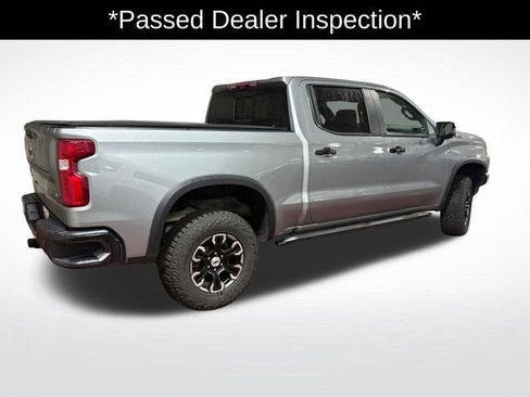 Used 2024 Chevrolet Silverado 1500 ZR2 w/ Technology Package image 2