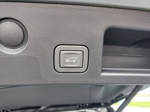 New 2026 Chevrolet Equinox RS w/ Convenience Package III image 10