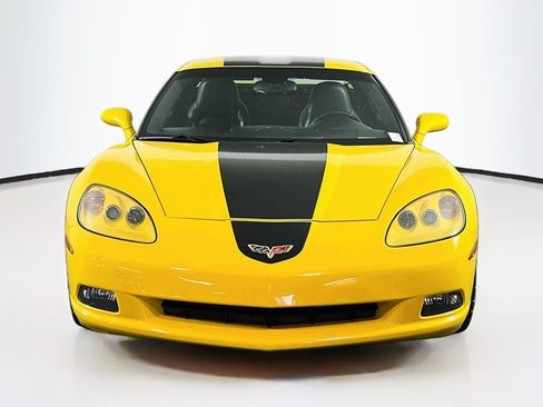 Used 2008 Chevrolet Corvette Coupe RWD image 2