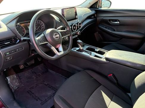 Used 2025 Nissan Sentra SV FWD image 12