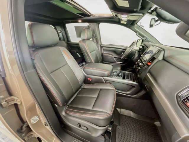 Used 2022 Nissan Titan PRO-4X w/ Pro-4x Convenience Package AWD/4WD image 31