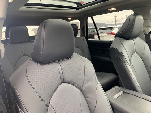 New 2026 Toyota Grand Highlander Limited image 19