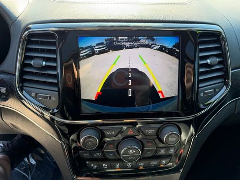 Used 2020 Jeep Grand Cherokee High Altitude image 22