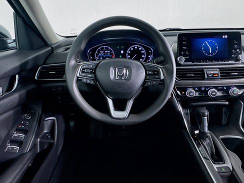 Used 2019 Honda Accord LX image 4