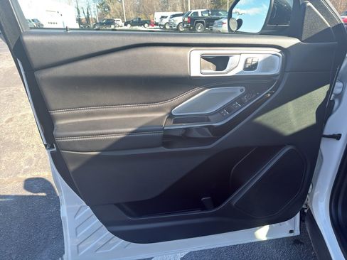 Used 2022 Ford Explorer ST w/ Equipment Group 401A image 15