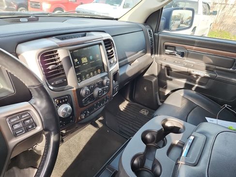 Certified 2016 RAM 1500 Laramie w/ Convenience Group image 10