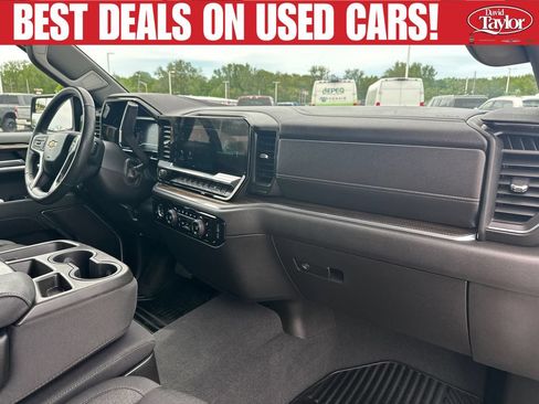 Used 2023 Chevrolet Silverado 1500 LT AWD/4WD image 27