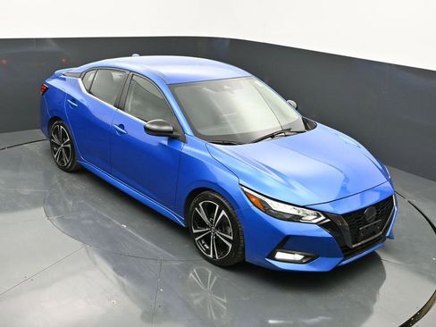 Used 2021 Nissan Sentra SR FWD image 1