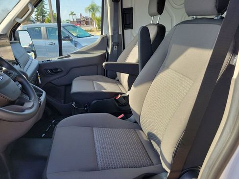 New 2026 Ford Transit 250 148 Medium Roof RWD image 22