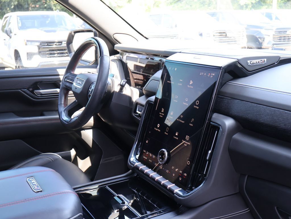 Certified 2025 GMC Yukon AT4 Ultimate AWD/4WD image 50