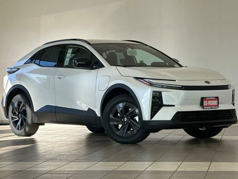 New 2026 Toyota C-HR AWD/4WD image 2