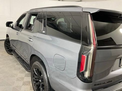 Used 2021 Cadillac Escalade Sport w/ LPO, ONYX Package image 36