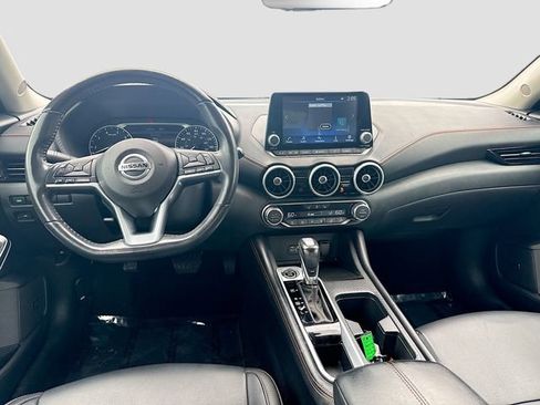 Used 2023 Nissan Sentra SR w/ SR Premium Package FWD image 21