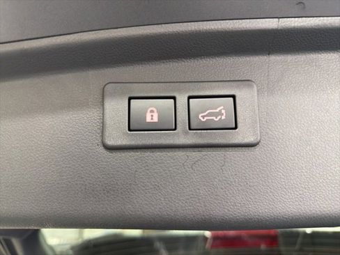 Certified 2025 Subaru Outback Limited w/ Popular Package #2 image 37