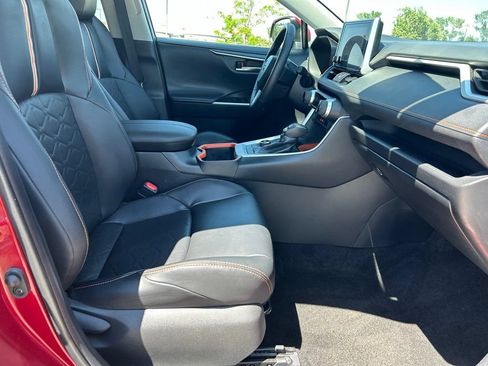 Used 2024 Toyota RAV4 Adventure AWD/4WD image 31