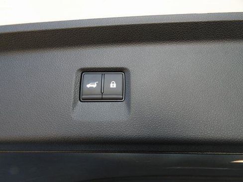 Used 2025 INFINITI QX60 Luxe w/ Vision Package image 11