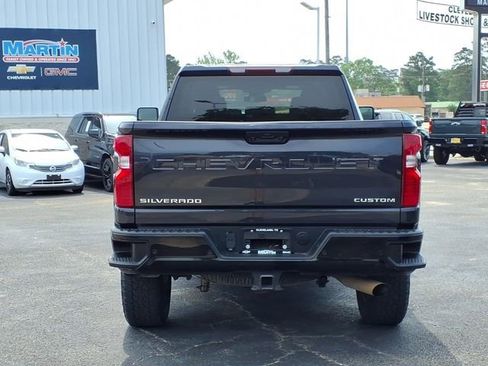 Used 2024 Chevrolet Silverado 2500 Custom w/ Custom Value Package AWD/4WD image 6