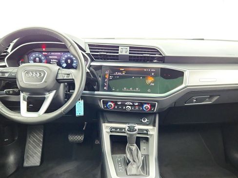 Used 2025 Audi Q3 2.0T Premium AWD/4WD image 28