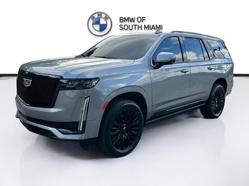 Used 2023 Cadillac Escalade Sport Platinum w/ Heavy-Duty Trailer Package image 3