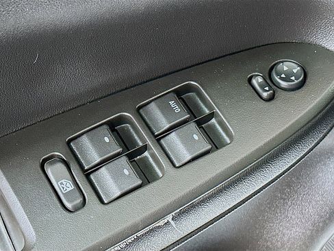 Used 2014 Chevrolet Impala LTZ image 18