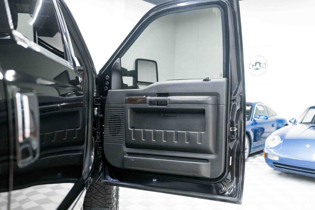 Used 2014 Ford F250 Platinum w/ FX4 Off-Road Package AWD/4WD image 62