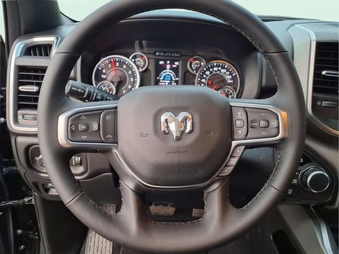 New 2026 RAM 1500 Big Horn AWD/4WD image 19