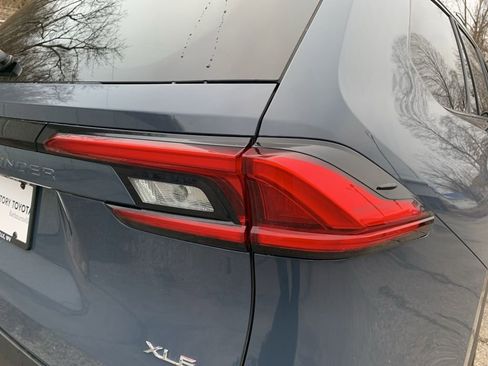 Used 2024 Toyota Grand Highlander XLE image 30