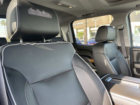 Used 2018 Chevrolet Silverado 2500 High Country w/ Duramax Plus Package image 29