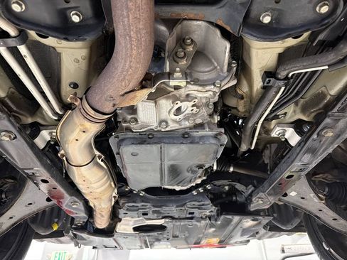 Used 2019 Subaru Ascent Limited AWD/4WD image 12
